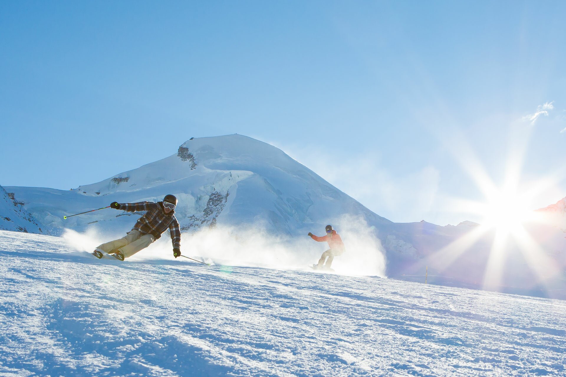 Willkommen bei <strong>Mittschdri Skipoint Saas-Fee!</strong>